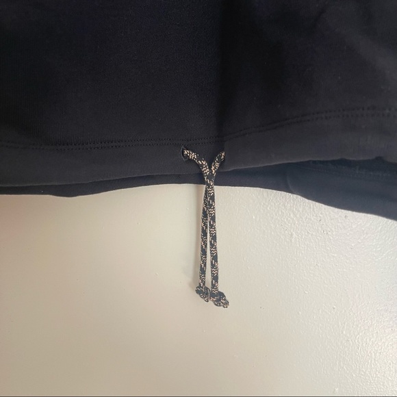 Women's adidas Originals Outline Crop Crewneck Sweatshirt - Picture 3 of 6